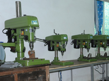 葉(yè)輪盒打孔車間